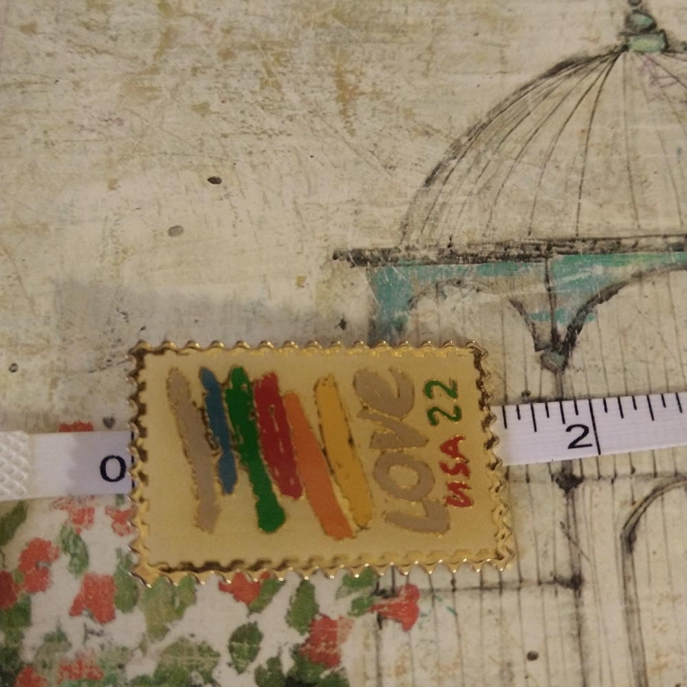 Vintage Love Stamp Pin - Picture 3 of 4
